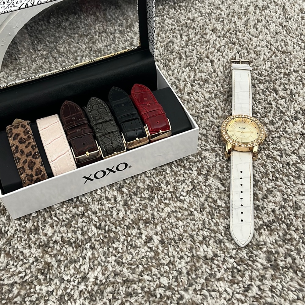 XOXO Women's Watch Set